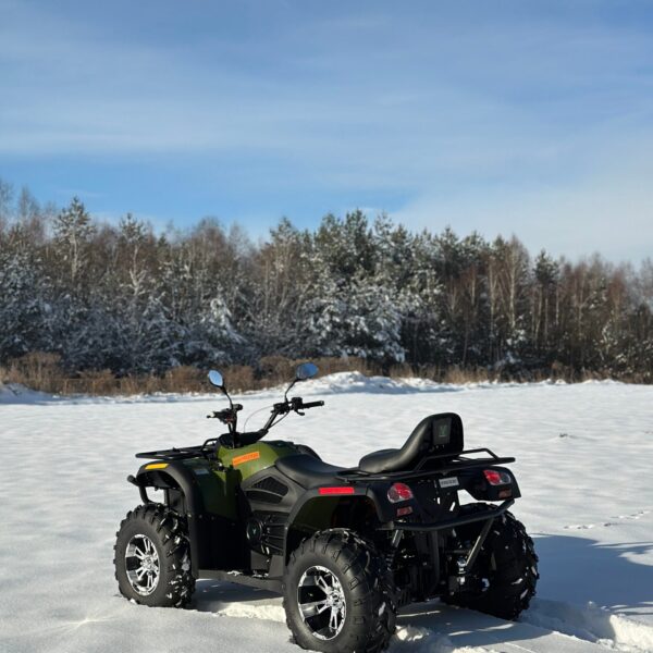 Quad elektryczny VELEX Alaska 4x4 sprawdza się zimą