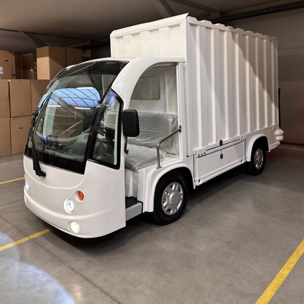 Pojazd elektryczny wolnobieżny VELEX model VDT8 - z windą