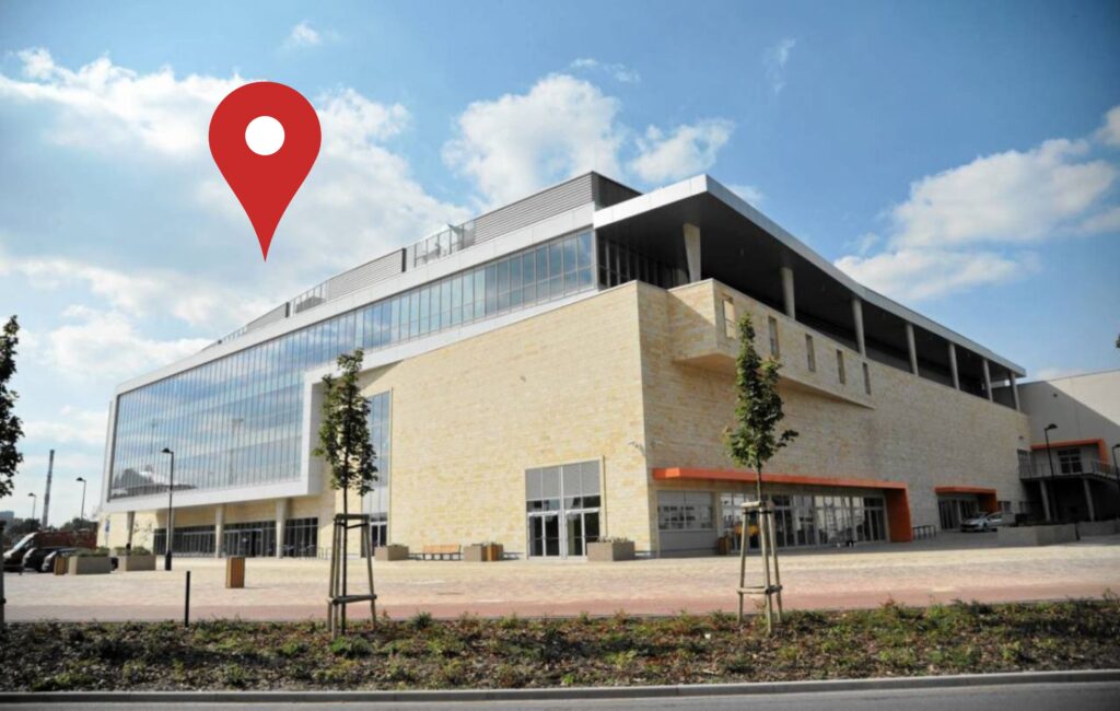 velex na wioskowych targach służby i pracy w Częstochowie